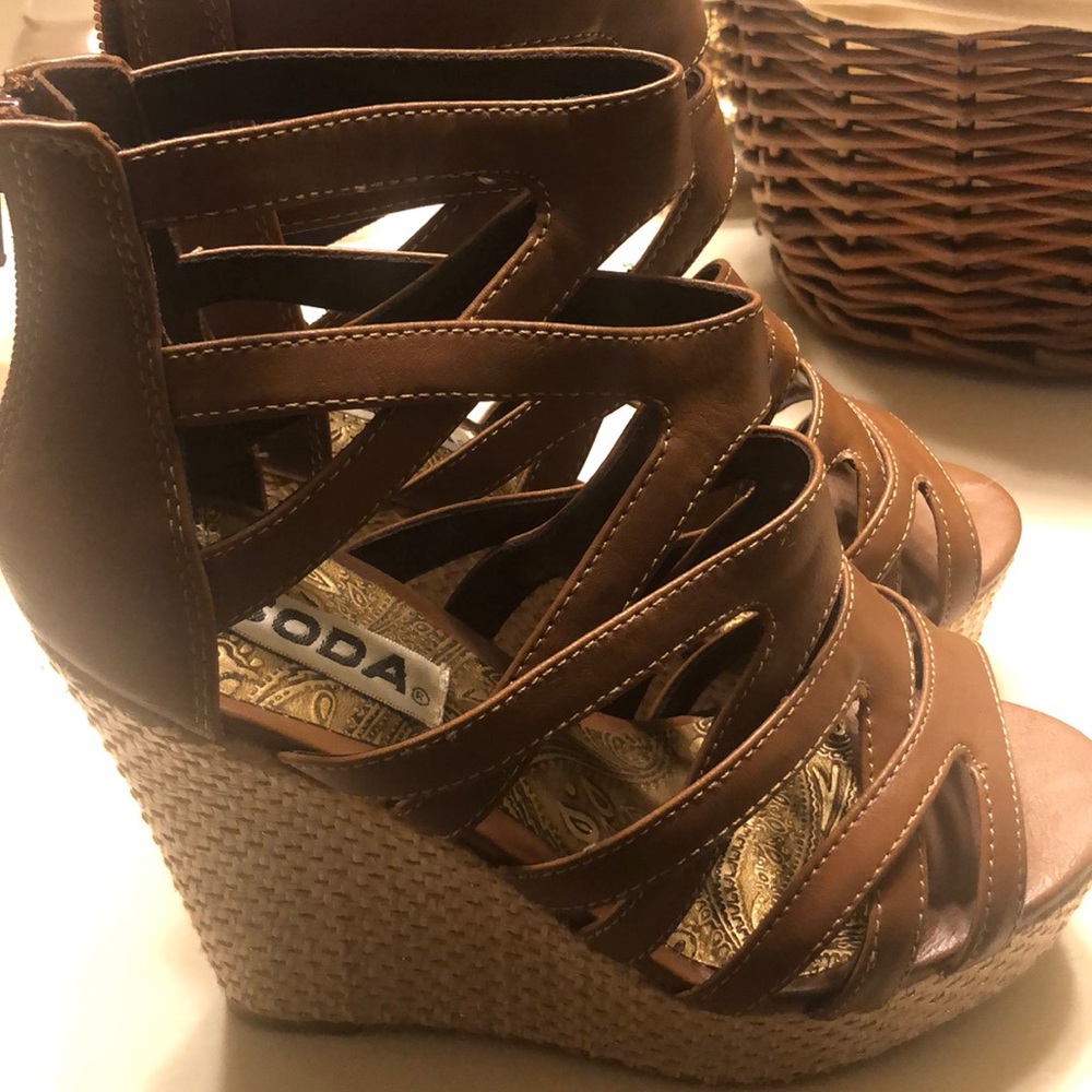 New Brown wedge Sandals